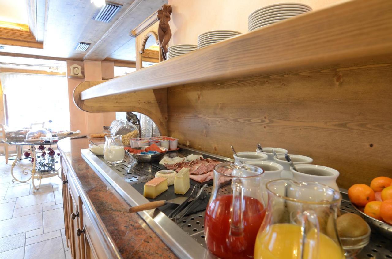 Albergo Alpenrose Livigno Zewnętrze zdjęcie